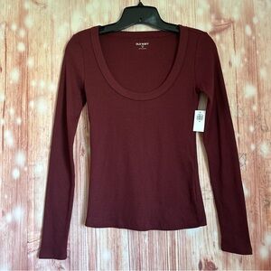 Old Navy Maroon Snug Long-Sleeve Scoop Neck Ribbed T-Shirt